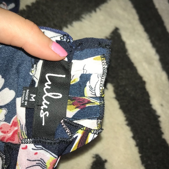 LuLus floral dress - Picture 5 of 6